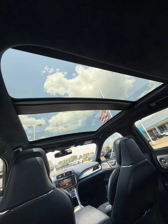 2017 Lincoln Continental 10th Gen - Image 16 of 17