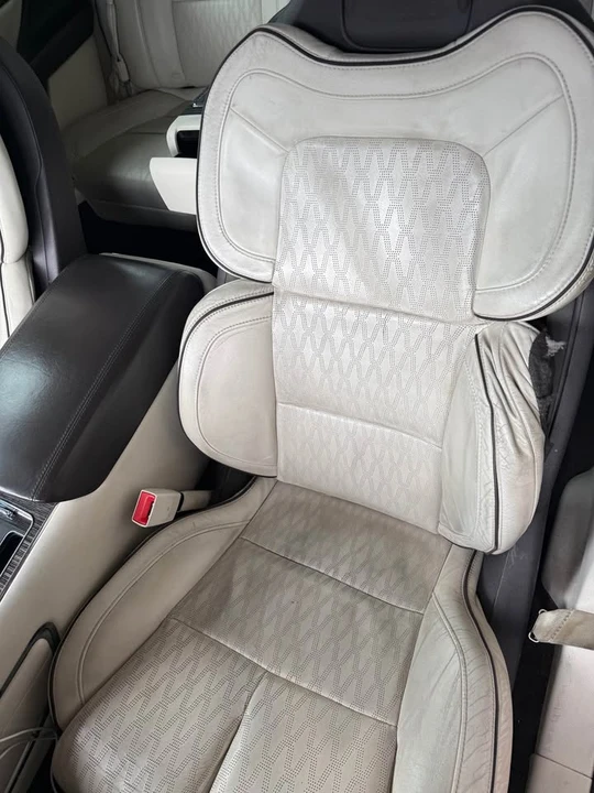 2017 Lincoln Continental 10th Gen - Image 10 of 12