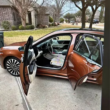 2017 Lincoln Continental Black Label Sedan 4D