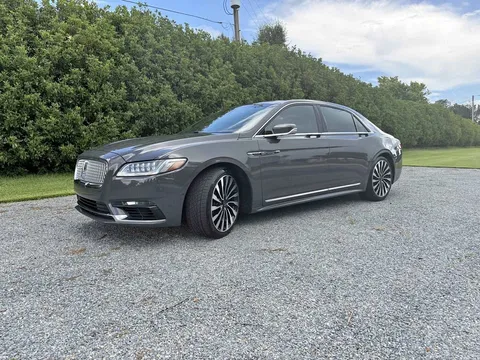 2017 Lincoln Continental Black Label Sedan 4D