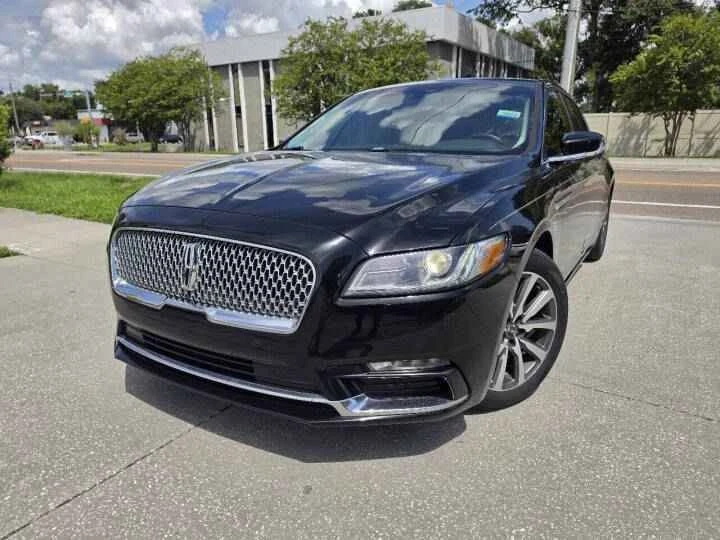 2017 Lincoln Continental 10th Gen - Image 2 of 8