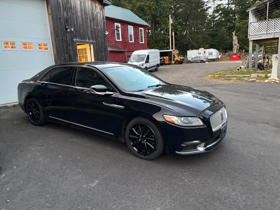 2017 Lincoln Continental 10th Gen - Image 4 of 8