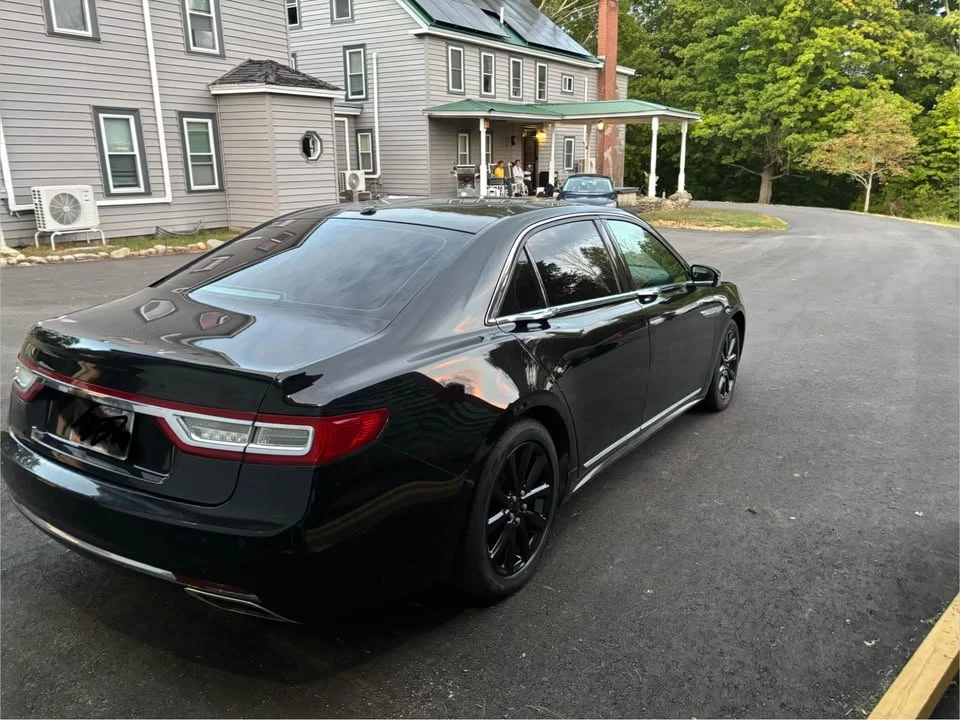 2017 Lincoln Continental 10th Gen - Image 3 of 8