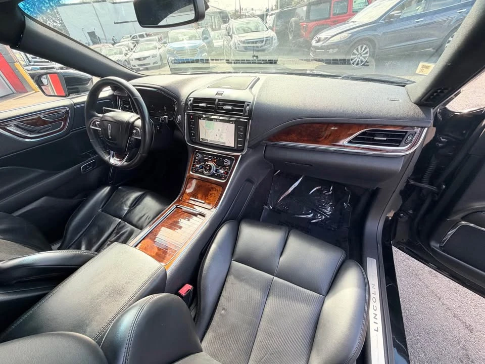 2017 Lincoln Continental 10th Gen - Image 12 of 15