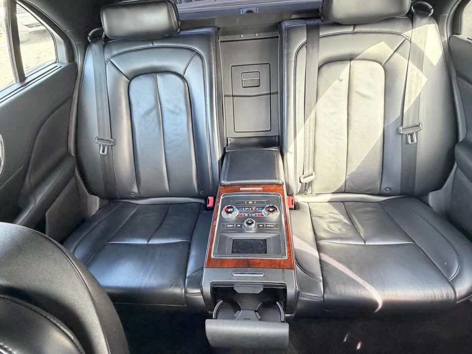 2017 Lincoln Continental 10th Gen - Image 11 of 15