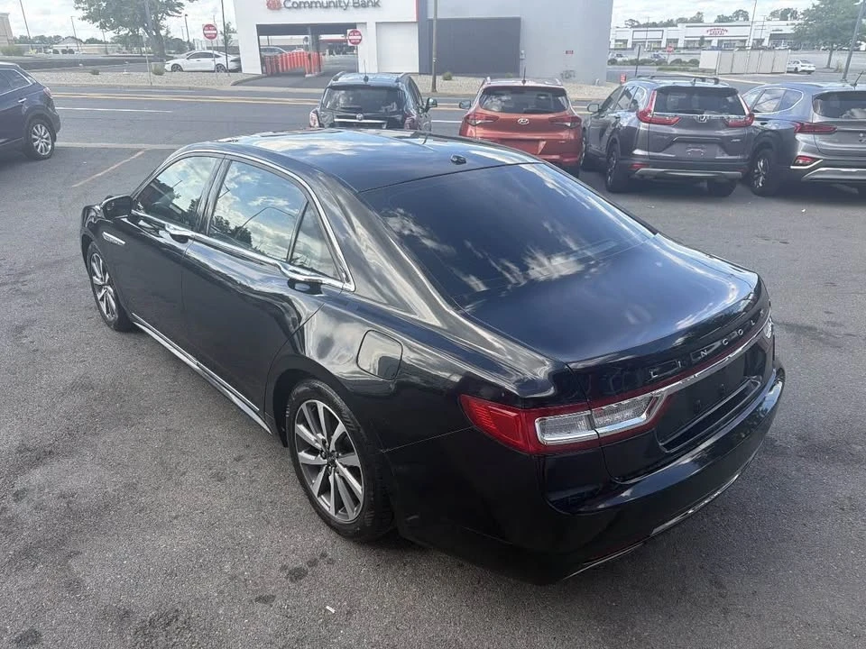 2017 Lincoln Continental 10th Gen - Image 3 of 15