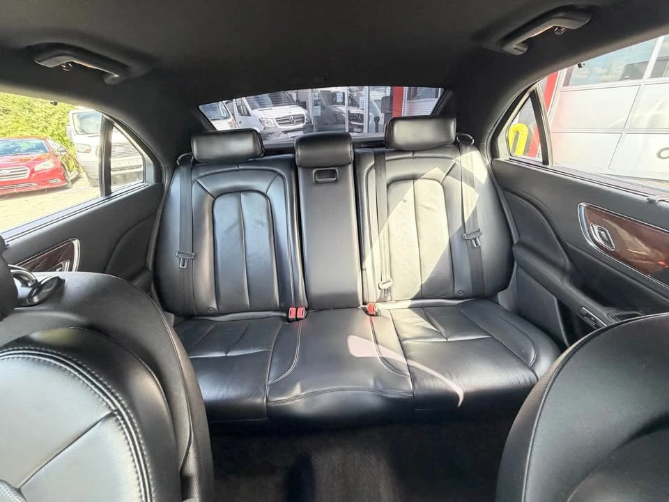 2017 Lincoln Continental 10th Gen - Image 10 of 15