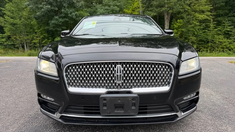 2017 Lincoln Continental 10th Gen - Image 8 of 20