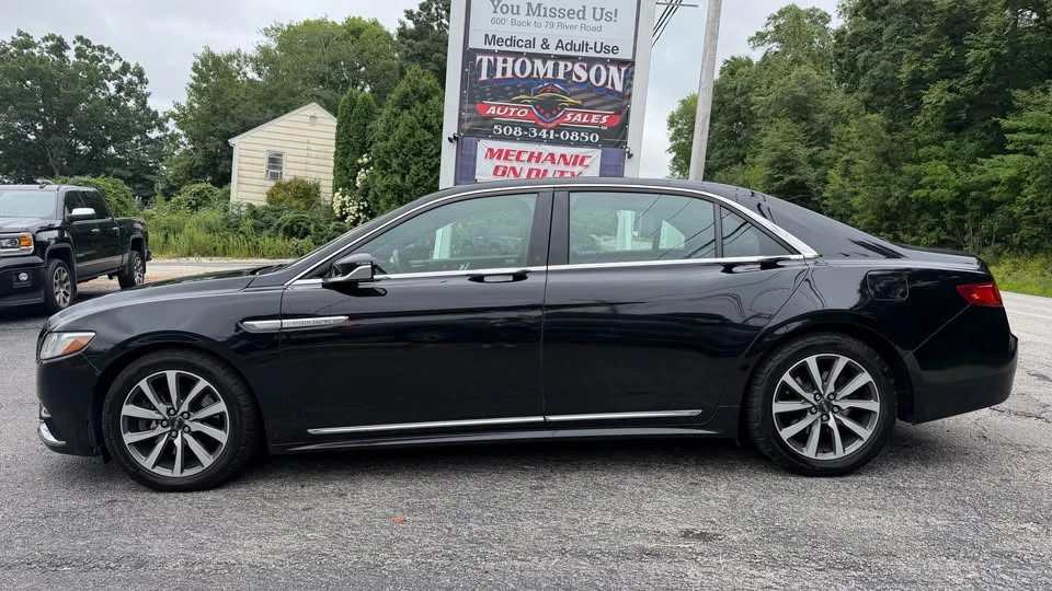 2017 Lincoln Continental 10th Gen - Image 2 of 20
