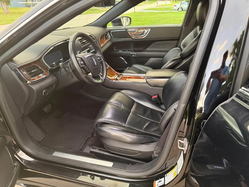 2017 Lincoln Continental 10th Gen - Image 12 of 19