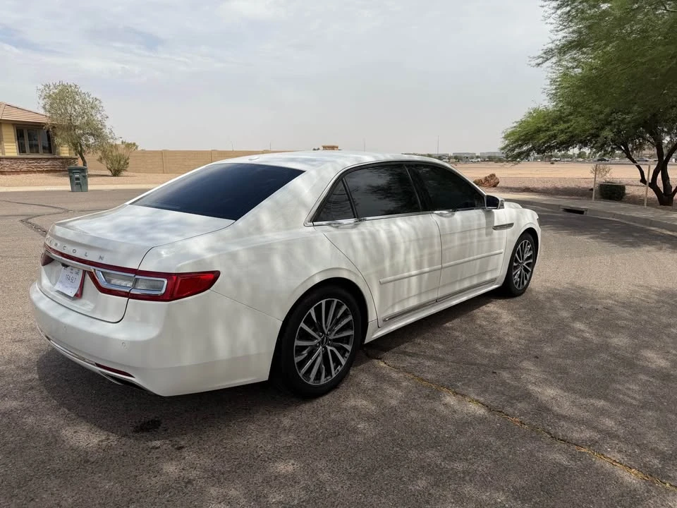2017 Lincoln Continental 10th Gen - Image 4 of 7