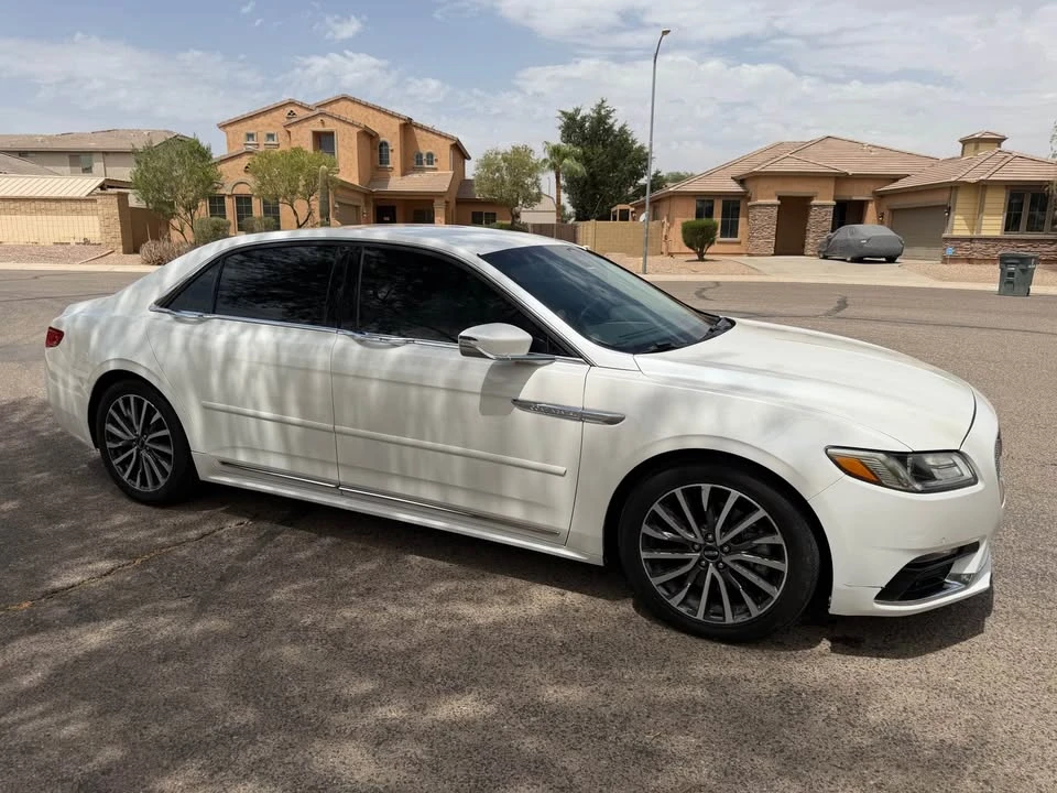 2017 Lincoln Continental 10th Gen - Image 3 of 7
