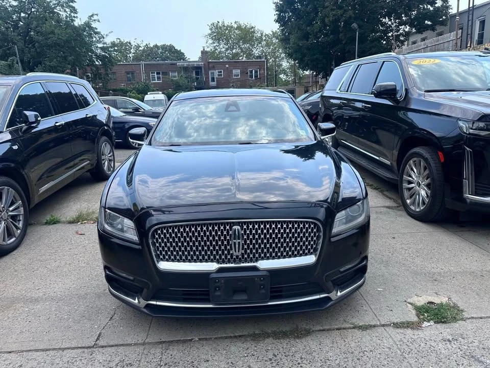 2017 Lincoln Continental 10th Gen - Image 2 of 20
