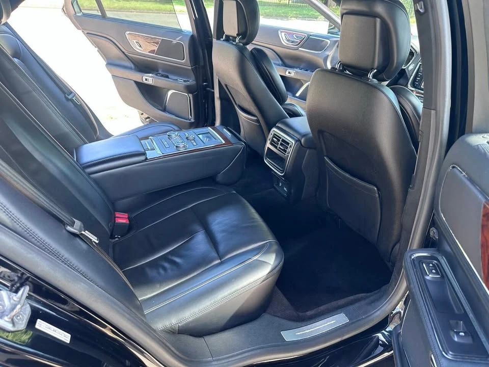 2017 Lincoln Continental 10th Gen - Image 11 of 18