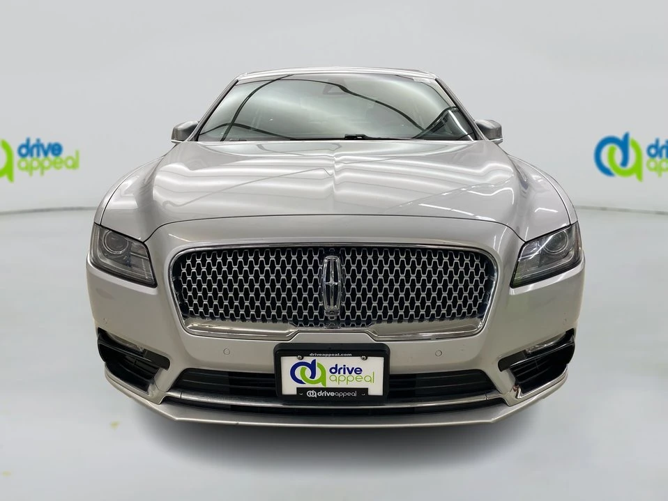 2017 Lincoln Continental 10th Gen - Image 13 of 20