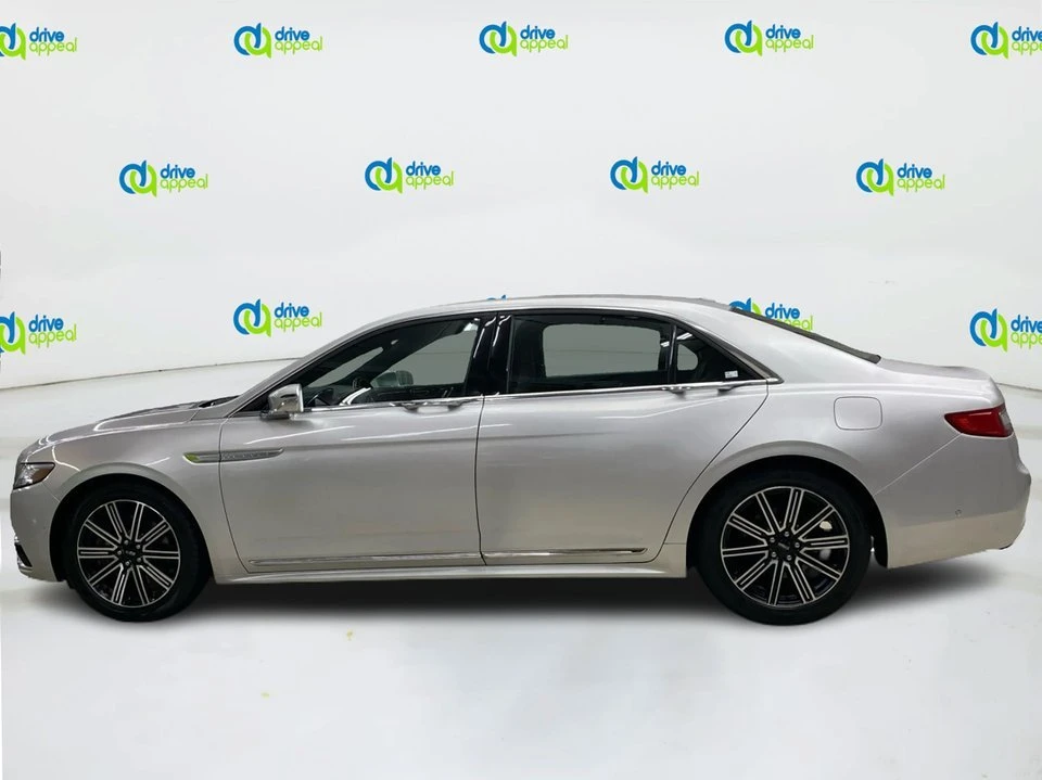 2017 Lincoln Continental 10th Gen - Image 8 of 20