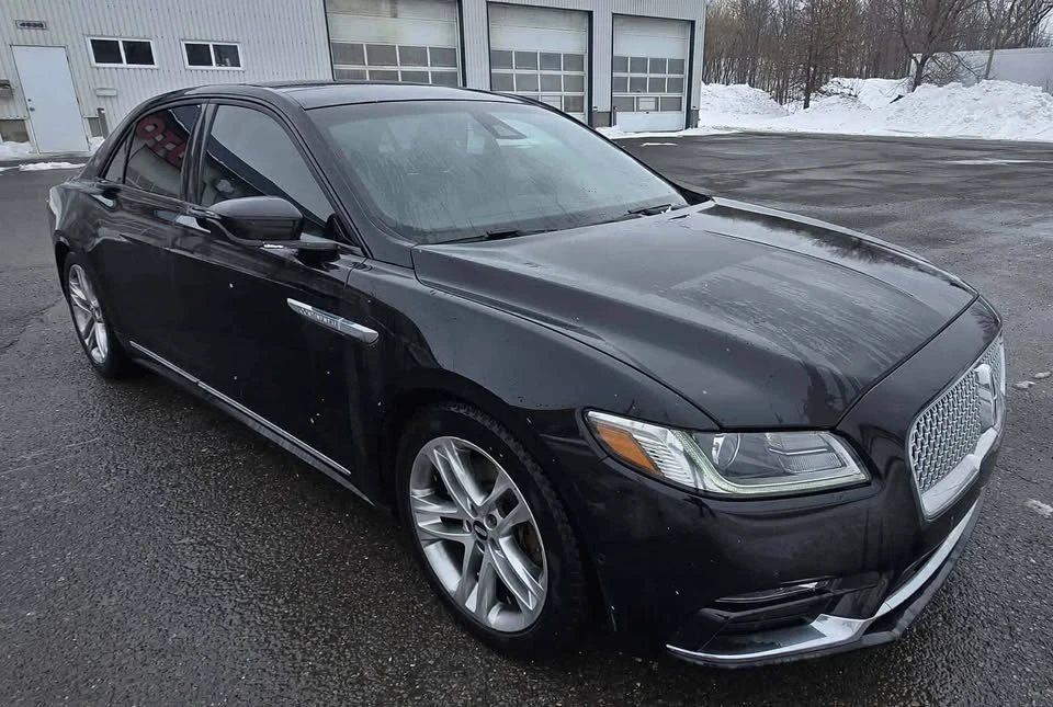 2017 Lincoln Continental 10th Gen - Image 15 of 20