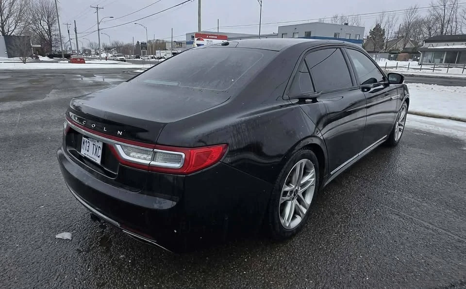 2017 Lincoln Continental 10th Gen - Image 16 of 20