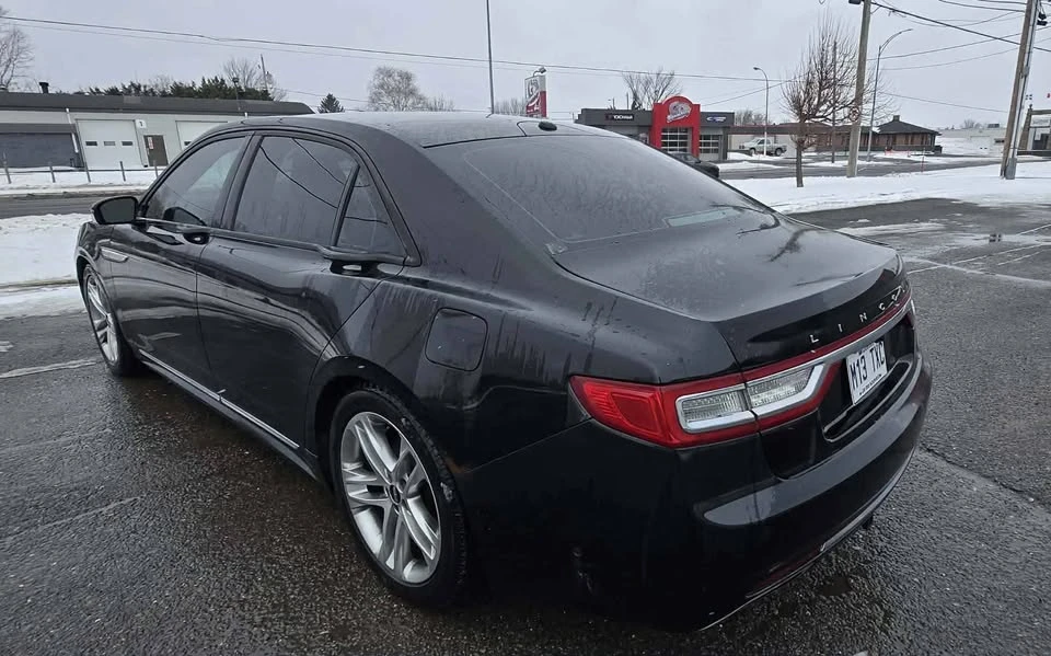 2017 Lincoln Continental 10th Gen - Image 18 of 20