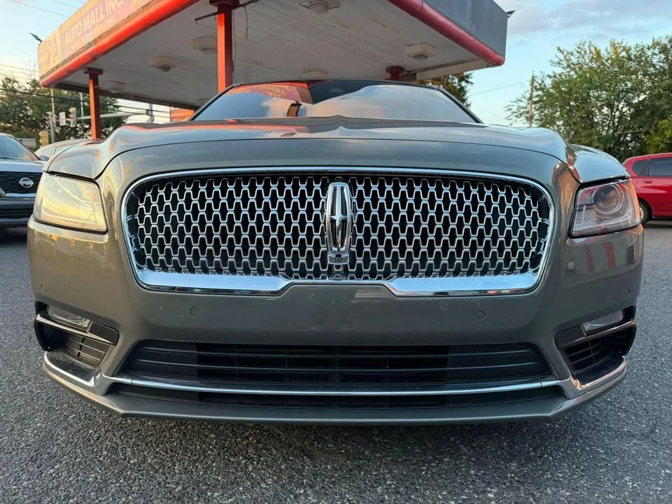 2017 Lincoln Continental 10th Gen - Image 9 of 20