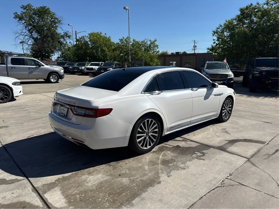 2017 Lincoln Continental 10th Gen - Image 5 of 20