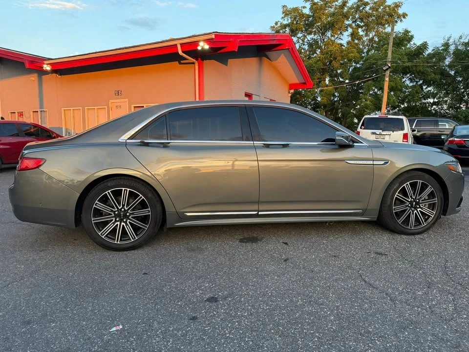 2017 Lincoln Continental 10th Gen - Image 7 of 20