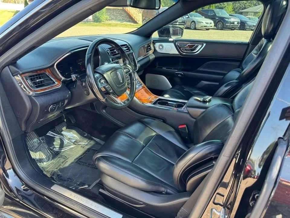 2017 Lincoln Continental 10th Gen - Image 14 of 20