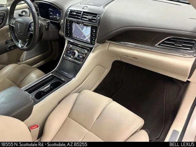 2017 Lincoln Continental 10th Gen - Image 14 of 20