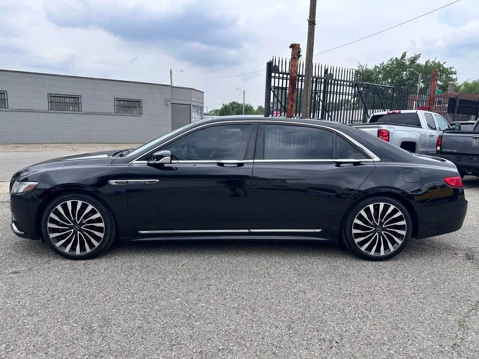 2017 Lincoln Continental 10th Gen - Image 4 of 20