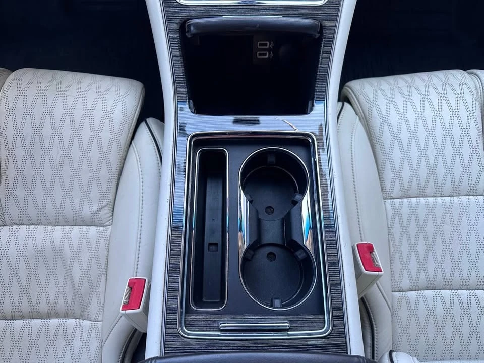 2017 Lincoln Continental 10th Gen - Image 20 of 20