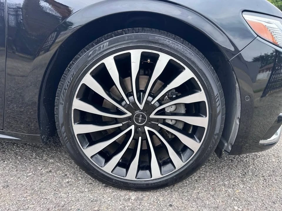 2017 Lincoln Continental 10th Gen - Image 10 of 20