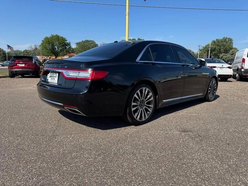 2017 Lincoln Continental 10th Gen - Image 4 of 20
