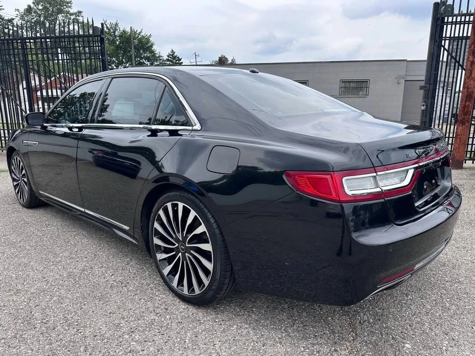 2017 Lincoln Continental 10th Gen - Image 5 of 20
