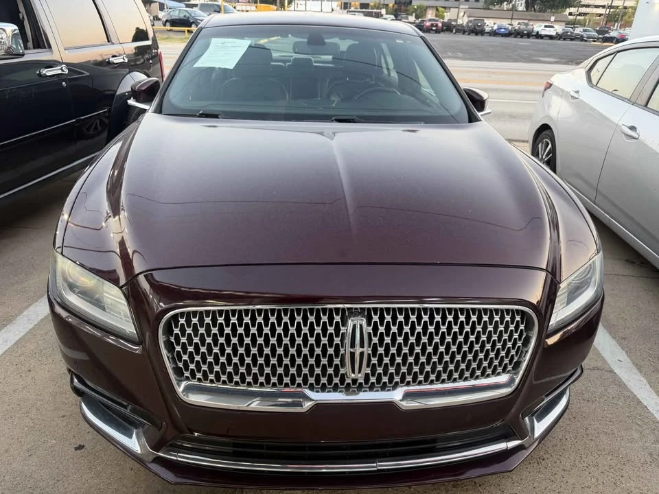 2017 Lincoln Continental 10th Gen - Image 5 of 11