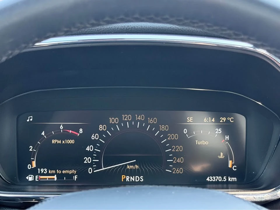 2017 Lincoln Continental 10th Gen - Image 18 of 20