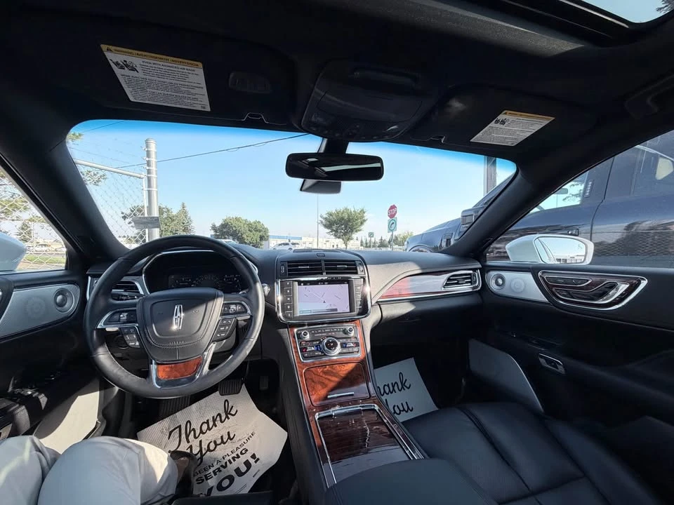 2017 Lincoln Continental 10th Gen - Image 11 of 20
