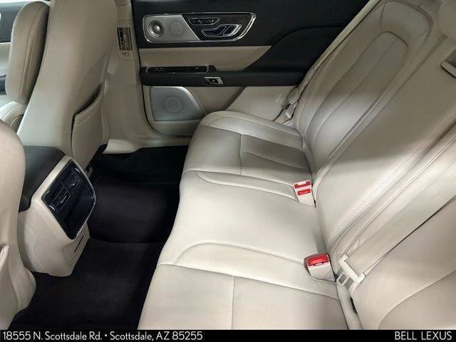 2017 Lincoln Continental 10th Gen - Image 13 of 20