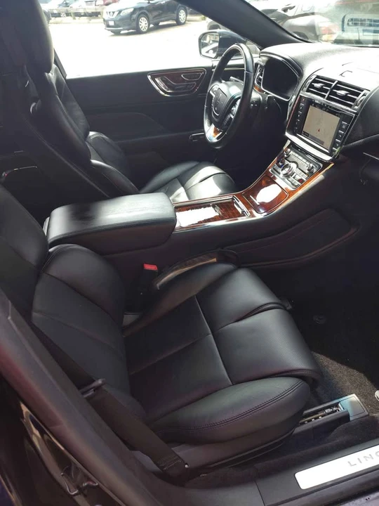 2017 Lincoln Continental 10th Gen - Image 4 of 7