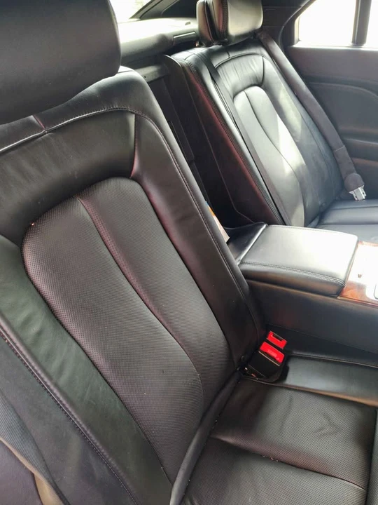 2017 Lincoln Continental 10th Gen - Image 5 of 7