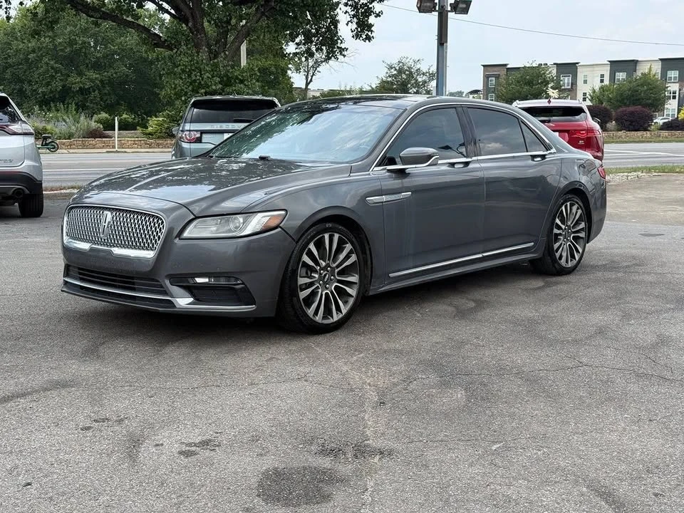 2017 Lincoln Continental 10th Gen - Image 3 of 5