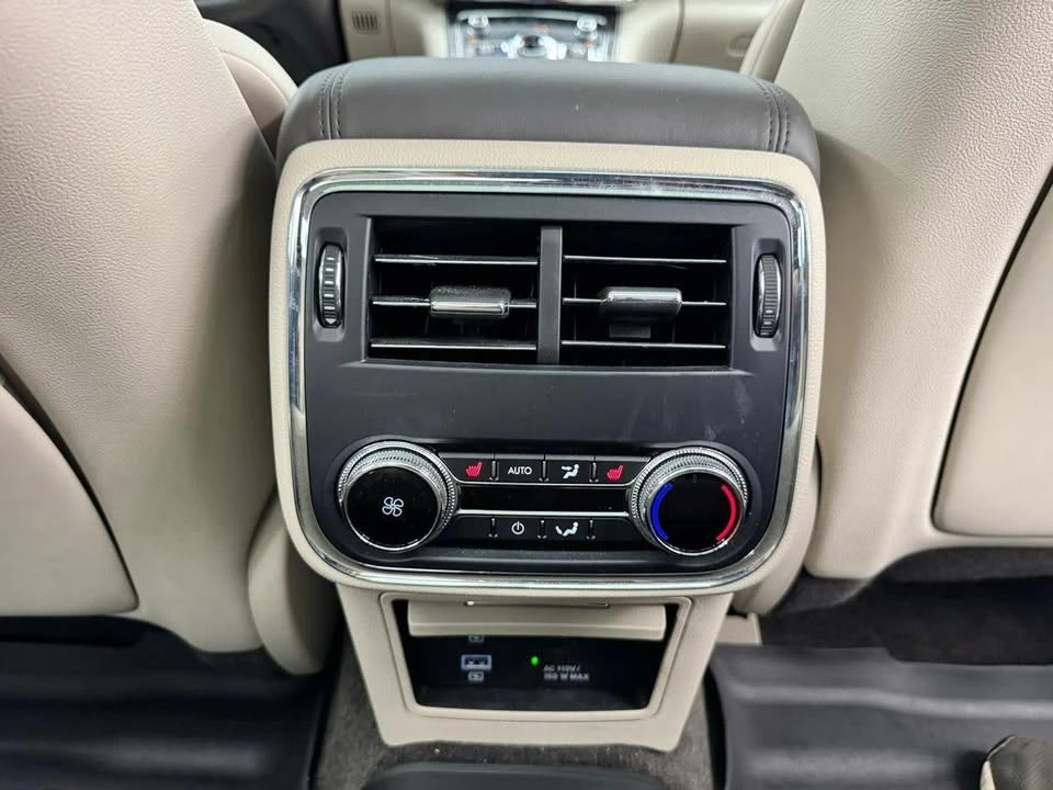 2017 Lincoln Continental 10th Gen - Image 20 of 20