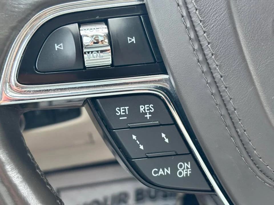 2017 Lincoln Continental 10th Gen - Image 19 of 20