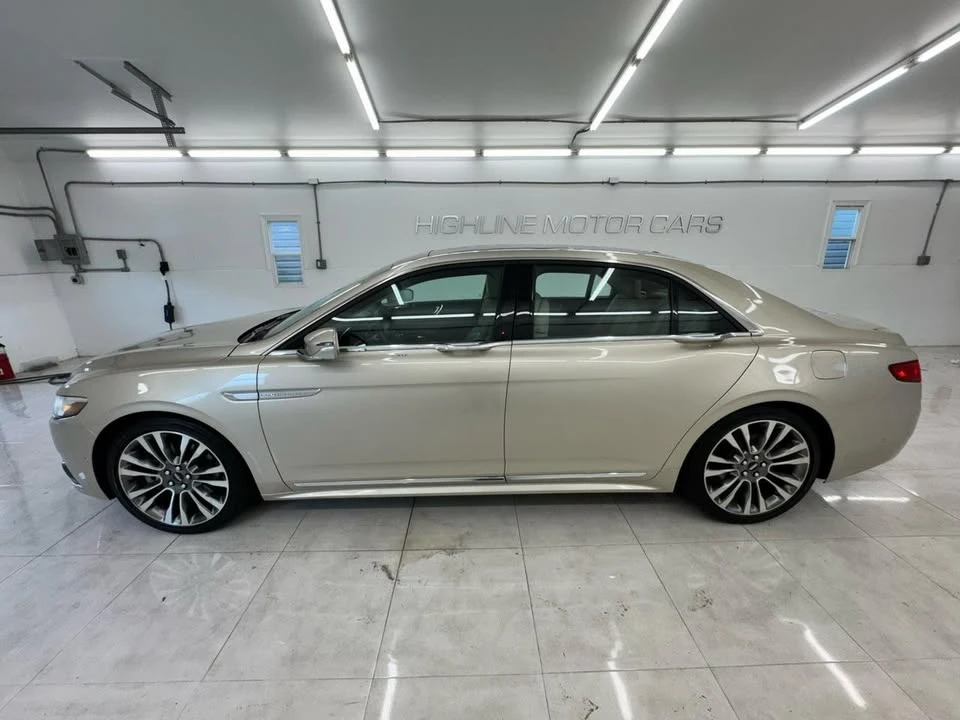 2017 Lincoln Continental 10th Gen - Image 10 of 20
