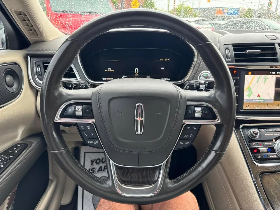 2017 Lincoln Continental 10th Gen - Image 13 of 20