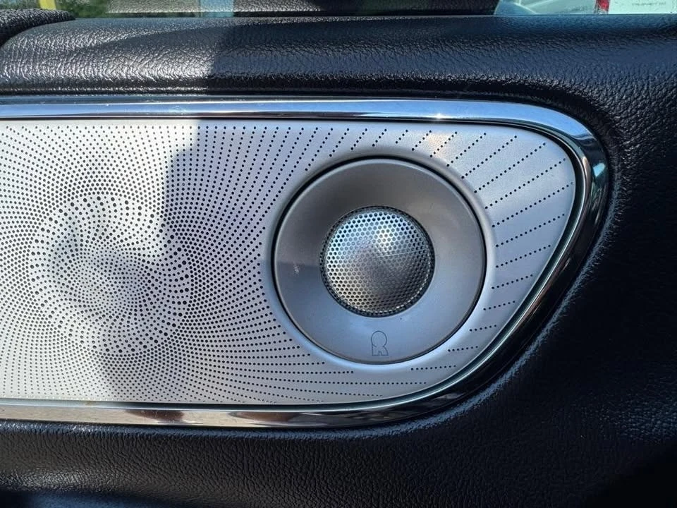 2017 Lincoln Continental 10th Gen - Image 19 of 20