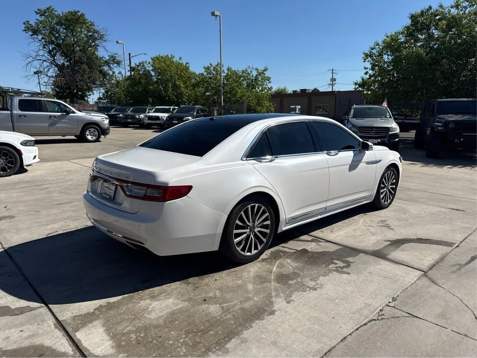 2017 Lincoln Continental 10th Gen - Image 5 of 20