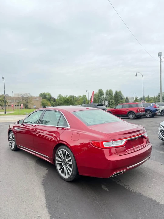 2017 Lincoln Continental 10th Gen - Image 3 of 15