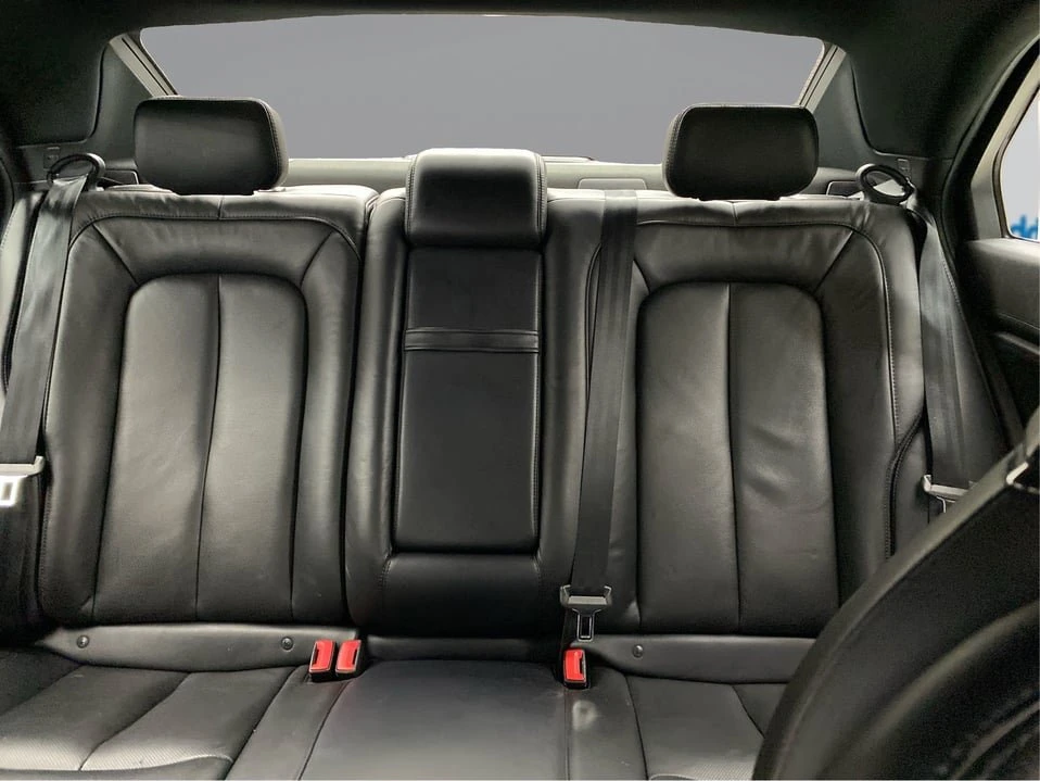 2017 Lincoln Continental 10th Gen - Image 18 of 20