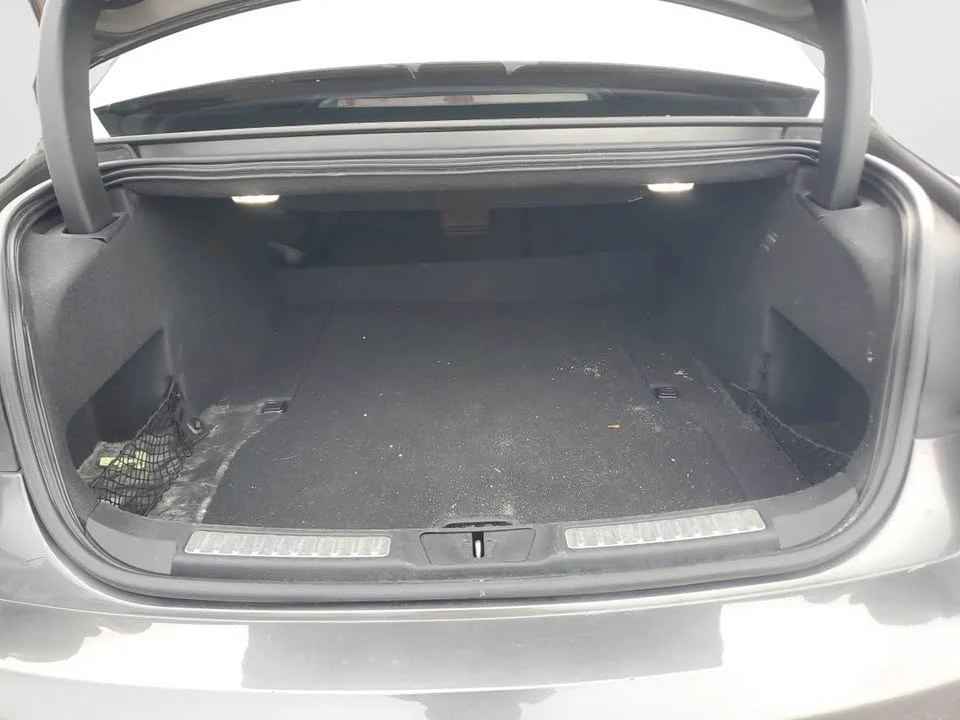 2017 Lincoln Continental 10th Gen - Image 9 of 17