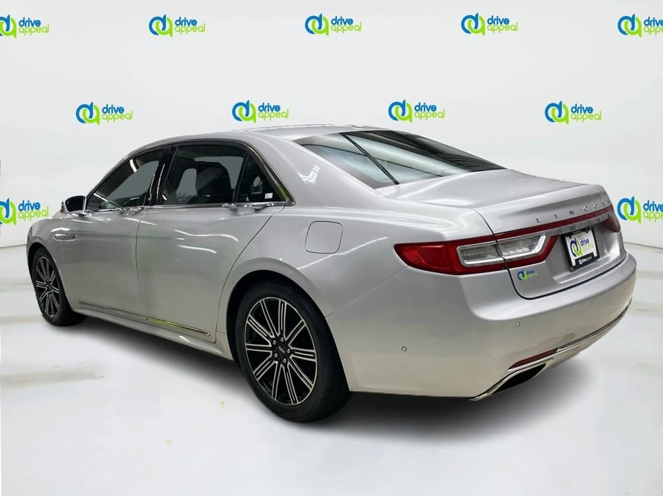 2017 Lincoln Continental 10th Gen - Image 7 of 20
